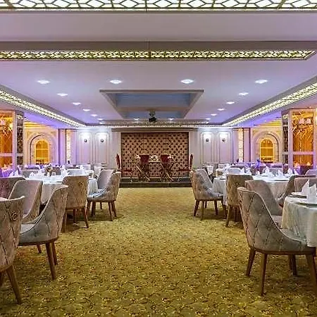 Hotel Elysium 3*